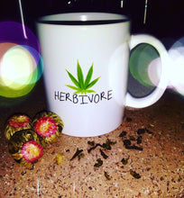 将图片加载到图库查看器,HERBiVORE- Premium Black Glossy Mug