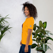 Lade das Bild in den Galerie-Viewer, Galore Galactic- QR Scannable Premium T-shirt