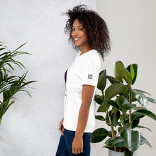 Lade das Bild in den Galerie-Viewer, Galore Galactic- QR Scannable Premium T-shirt